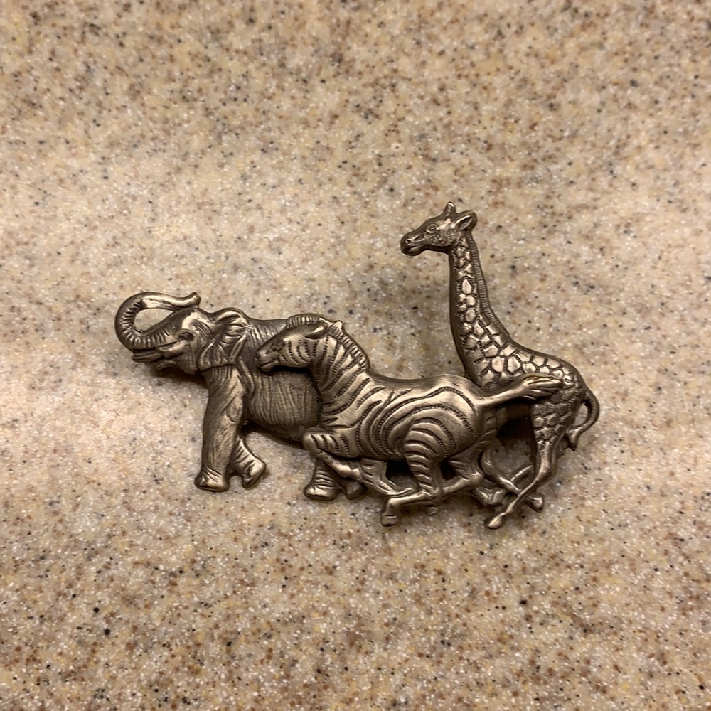 Elephant, Zebra and Giraffe pin